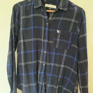 Abercrombie shirt size medium